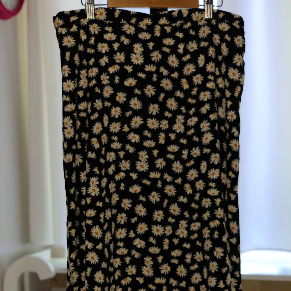 Maxi floral skirt